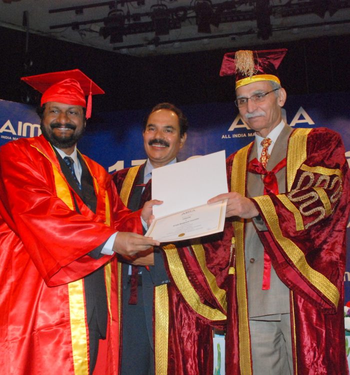 Receiving-AIMA-Fellowship-from-the-Vice-Chancellor-of-Aligarh-Muslim-University